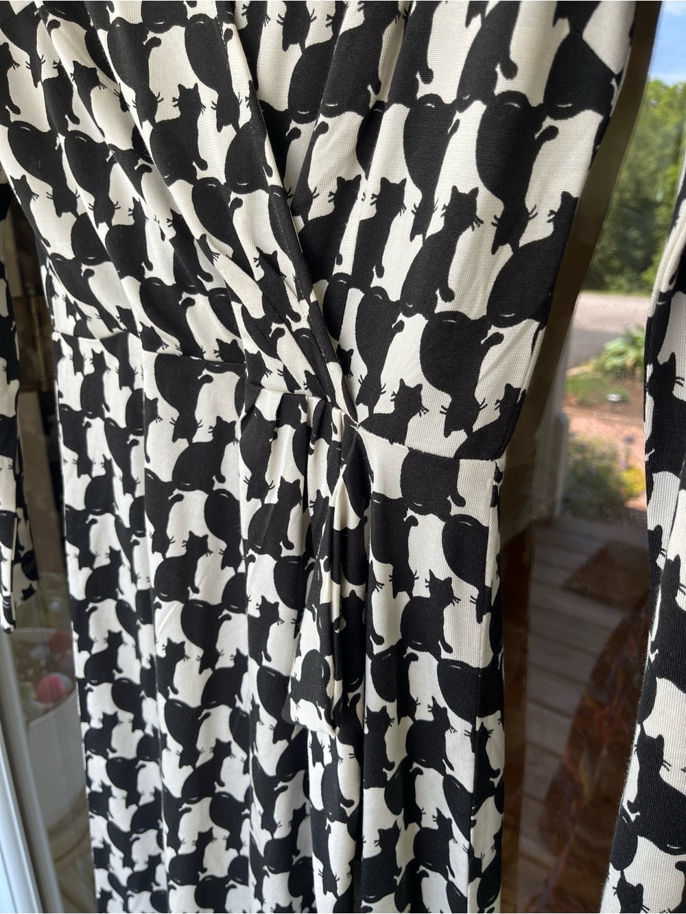 Rare NWOT Lilly Pulitzer Fancy feet Wrap Dress Black White Cat Long Sleeve S b1 - Picture 2 of 6